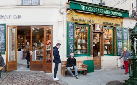Shakespeare and Company image