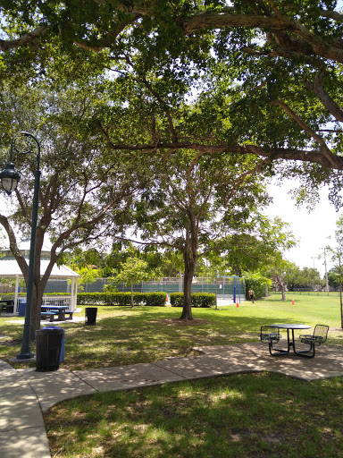 Park «Bay View Park», reviews and photos, 4401 Bayview Dr, Fort Lauderdale, FL 33308, USA