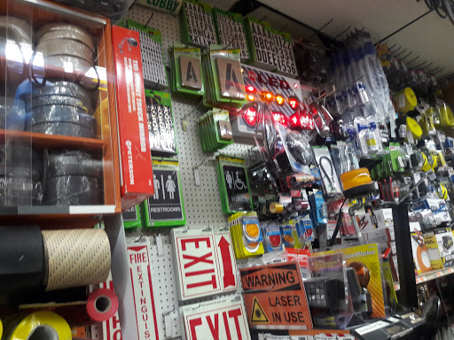 Hardware Store «Metropolitan Lumber & Hardware», reviews and photos, 617 11th Ave, New York, NY 10036, USA