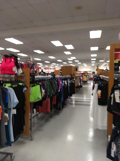 Department Store «T.J. Maxx», reviews and photos, 875 Queen St, Southington, CT 06489, USA