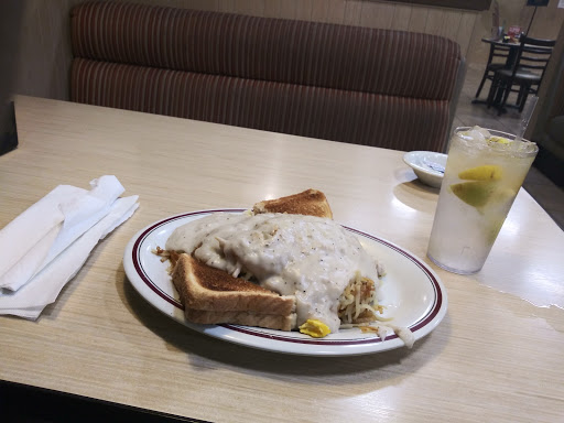 Gas Station «Flying J», reviews and photos, 520 S State Rd 39, Lebanon, IN 46052, USA