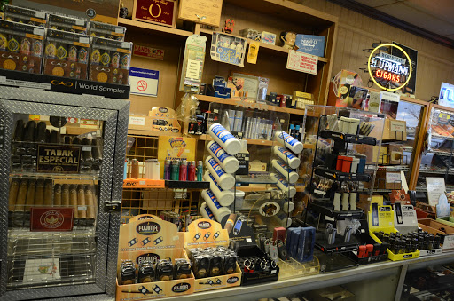 Cigar Shop «Pipe Puffer Smoke Shop», reviews and photos, 2306 E County Line Rd, Indianapolis, IN 46227, USA