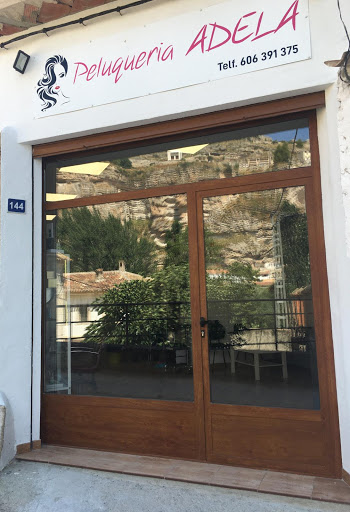 Peluquería Adela en Alcalá del Júcar, Albacete