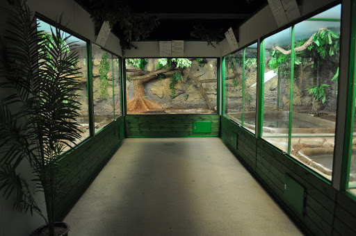 Tropicario Tropical Indoor Zoo
