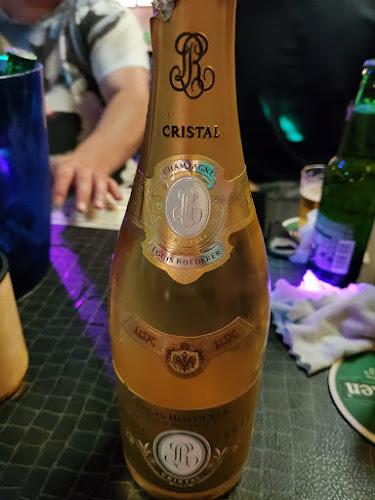 唯一 Only One Music Lounge - Bar