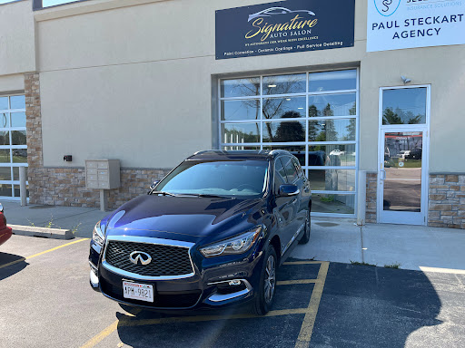 Signature Auto Salon en De Pere