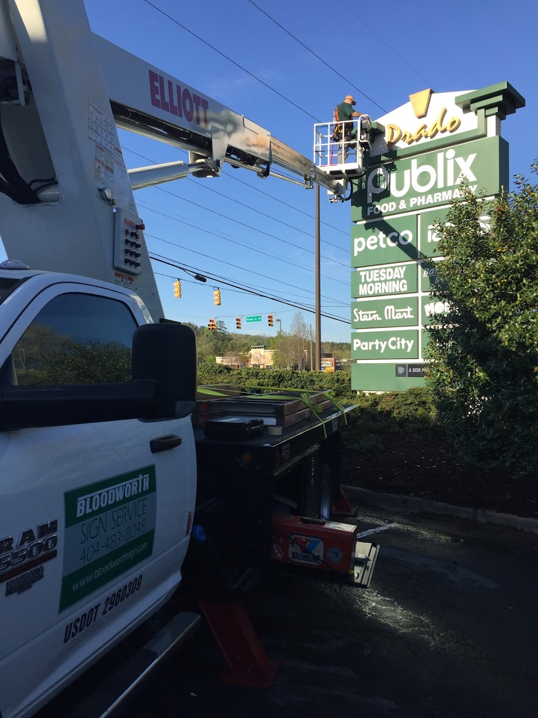 Bloodworth Sign Service