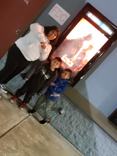 Movie Theater «Regal Cinemas Hamilton Commons 14», reviews and photos, 4215 E Black Horse Pike, Mays Landing, NJ 08330, USA