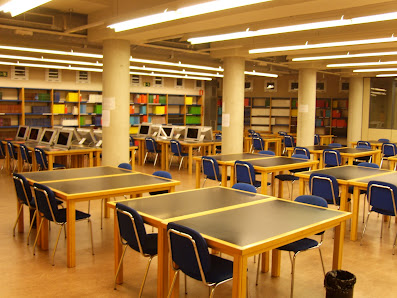 Biblioteca UPNA Campus de Ciencias de la Salud Av. de Barañáin, s/n, 31008 Pamplona, Navarra, España