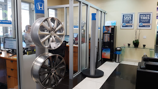 Honda Dealer «Brickell Honda», reviews and photos, 690 SW 8th St, Miami, FL 33130, USA