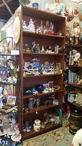 Antique Store «Cape May Antique Center», reviews and photos, 1228 NJ-109, Cape May, NJ 08204, USA