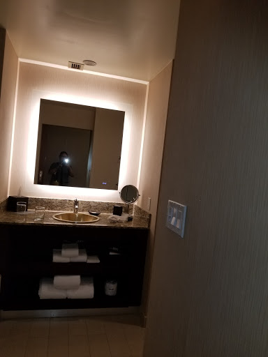 Beauty Salon «Infinite Beauty Salon & Spa», reviews and photos, 10405 N Scottsdale Rd #1, Scottsdale, AZ 85253, USA