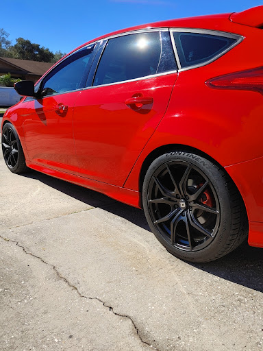 Tire Shop «Discount Tire Store - Orlando, FL», reviews and photos, 986 N Semoran Blvd, Orlando, FL 32807, USA