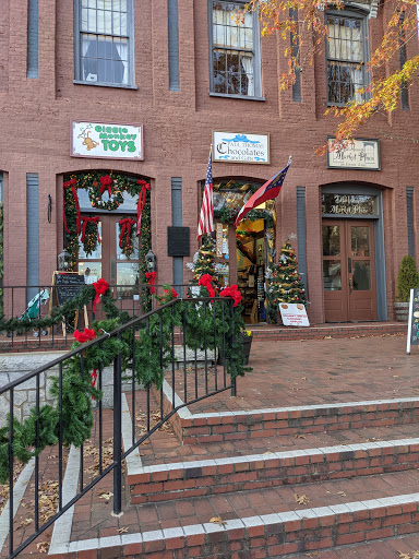 Toy Store «Giggle Monkey Toys», reviews and photos, 104 Public Square N, Dahlonega, GA 30533, USA