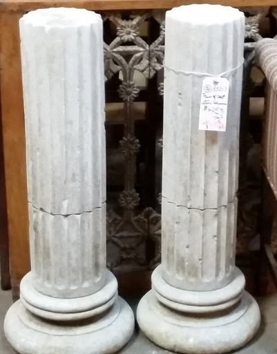 Antique Furniture Store «Lots of Furniture Antiques Warehouse», reviews and photos, 910 N Riverfront Blvd, Dallas, TX 75207, USA