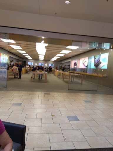 Computer Store «Apple Rockaway», reviews and photos, 301 Mount Hope Ave, Rockaway, NJ 07866, USA