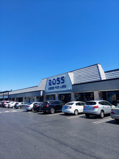 Clothing Store «Ross Dress for Less», reviews and photos, 2676 Homestead Rd, Santa Clara, CA 95051, USA