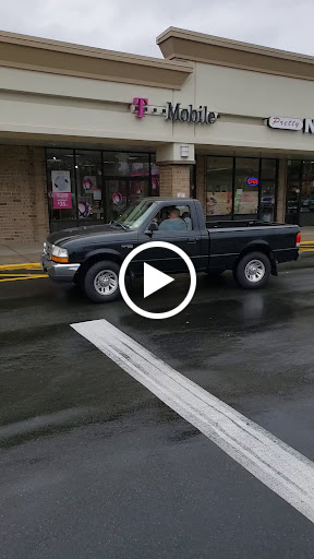 Cell Phone Store «T-Mobile», reviews and photos, 411 Barnum Avenue Cutoff G213, Stratford, CT 06614, USA