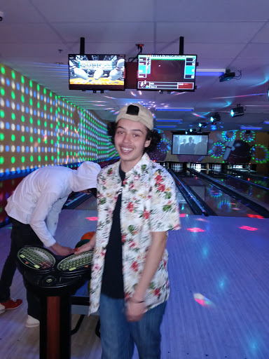 Bowling Alley «Mohegan Bowl», reviews and photos, 51 Thompson Rd, Webster, MA 01570, USA