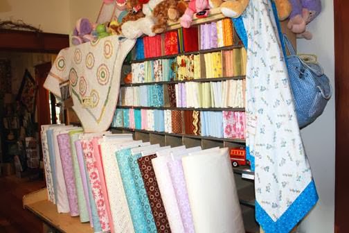 Quilt Shop «The Little Red Hen», reviews and photos, 612 Hope Ave, Muscatine, IA 52761, USA