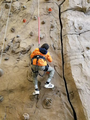 Recreation Center «Rivers Edge Recreation Center», reviews and photos, 1151 W Locust St, Belvidere, IL 61008, USA