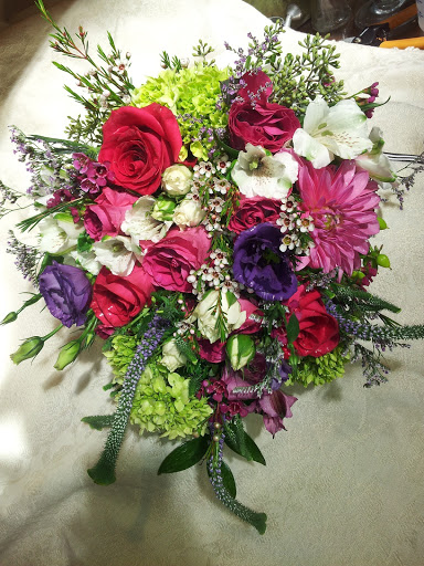 Florist «Elegant Designs by Joy», reviews and photos, 545 Main St, Islip, NY 11751, USA