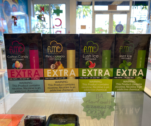 Tobacco Shop «J&J Smoke Shop», reviews and photos, 4520 Hallandale Beach Blvd, Pembroke Park, FL 33023, USA