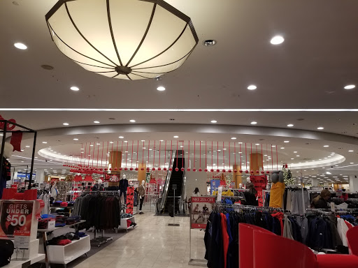 Shopping Mall «Willow Grove Park Mall», reviews and photos, 2500 W Moreland Rd, Willow Grove, PA 19090, USA