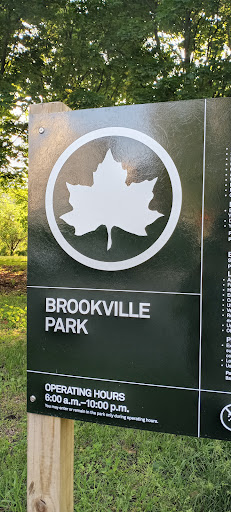 Park «Brookville Park», reviews and photos, 149 Ave & S. Conduit Ave, Springfield Gardens, NY 11413, USA