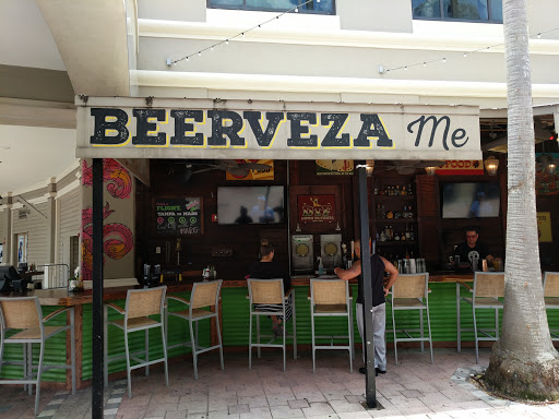 Shopping Mall «Channelside Bay Plaza», reviews and photos, 615 Channelside Dr #117, Tampa, FL 33602, USA