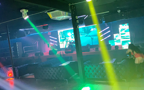 El Silverado Nightclub image