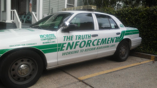 Liquor Store «Pig Liquors», reviews and photos, 519 S Presa St, San Antonio, TX 78205, USA