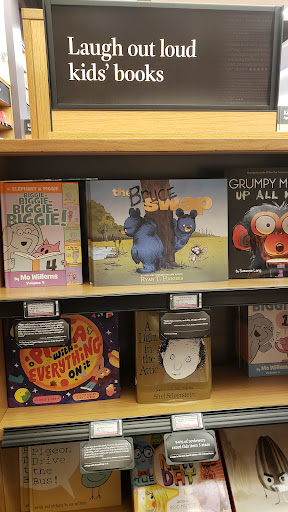 Book Store «Amazon Books», reviews and photos, 4601 26th Ave NE, Seattle, WA 98105, USA