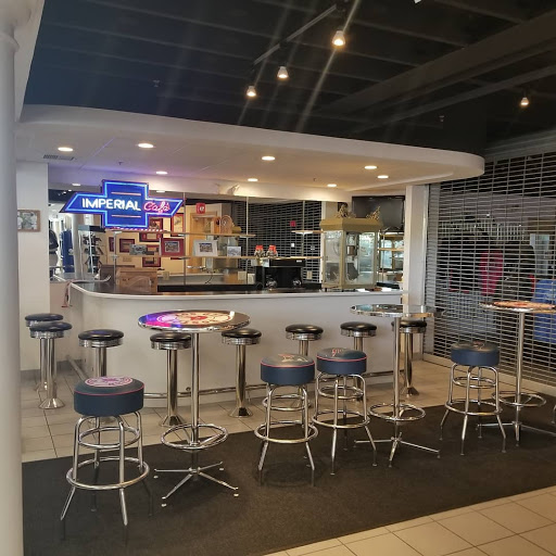 Chevrolet Dealer «Imperial Chevrolet», reviews and photos, 18 Uxbridge Rd, Mendon, MA 01756, USA