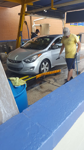 4-95 Boca Car Wash en Boca Raton