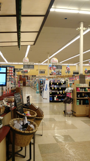 Grocery Store «Safeway», reviews and photos, 1701 Jackson St., Golden, CO 80401, USA