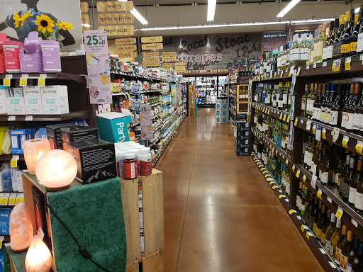 Grocery Store «Fresh Thyme Farmers Market - Kirkwood MO», reviews and photos, 1018 N Kirkwood Rd, Kirkwood, MO 63122, USA