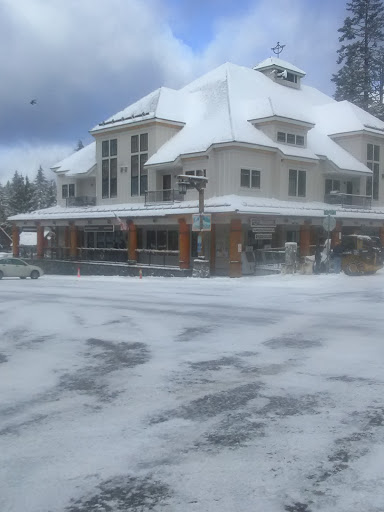 Grocery Store «Govy General Store», reviews and photos, 30521 E Meldrum St, Government Camp, OR 97028, USA