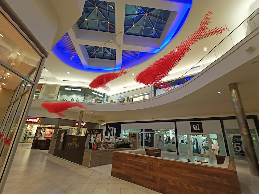 Shopping Mall «Fashion Outlets of Chicago», reviews and photos, 5220 Fashion Outlets Way, Rosemont, IL 60018, USA