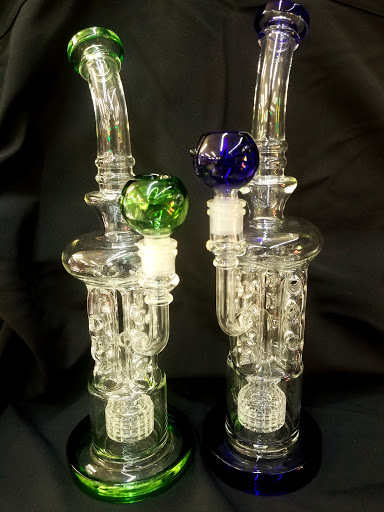 Tobacco Shop «Smokeyz Smoke Shop», reviews and photos, 410 Euclid St #7, Anaheim, CA 92802, USA