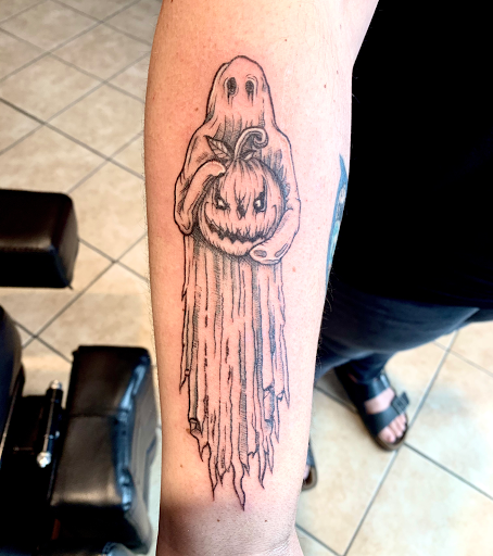 Explore lock shock and barrel tattoo ideas, creative tattoo ideas in Berwick, available at Truth Custom Tattoo, Design & Gallery