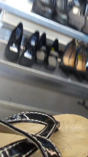 Thrift Store «Red White & Blue Thrift Store», reviews and photos, 12640 NE 6th Ave, Miami, FL 33161, USA