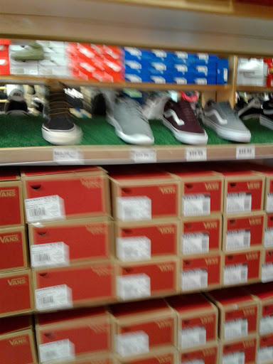 Shoe Store «WSS», reviews and photos, 104 W Foothill Blvd, Rialto, CA 92376, USA