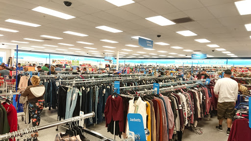 Clothing Store «Ross Dress for Less», reviews and photos, 222 W University Pkwy, Orem, UT 84058, USA