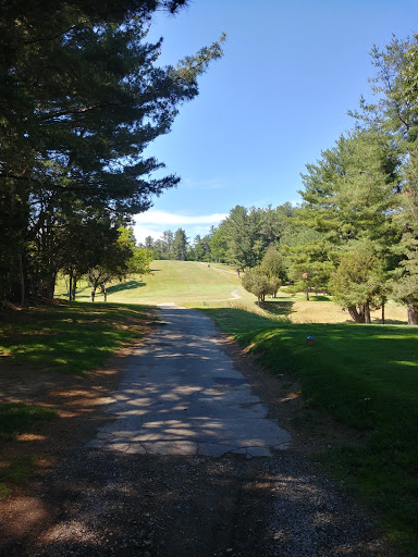 Country Club «Amesbury Golf and Country Club», reviews and photos, 3 Country Club Rd, Amesbury, MA 01913, USA