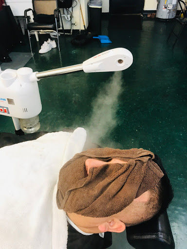 Barber Shop «Top Of The Line Barbershop», reviews and photos, 1002 W Little Creek Rd, Norfolk, VA 23505, USA