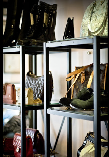 Jewelry Store «Leo Hamel Fine Jewelry & Engagement Ring Store», reviews and photos, 1851 San Diego Ave, San Diego, CA 92110, USA