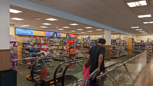 Book Store «Barnes & Noble», reviews and photos, 7227 SW Bridgeport Rd, Tigard, OR 97224, USA