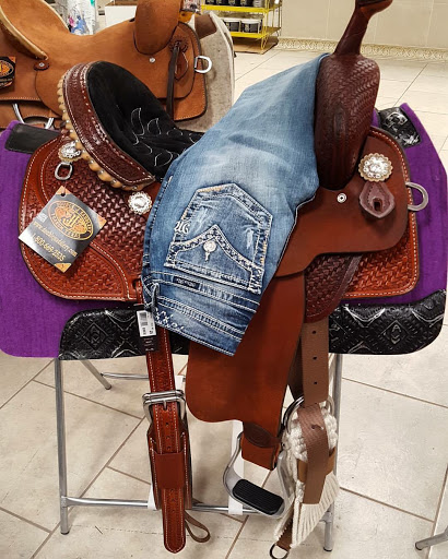 Farm Shop «KnA Farms Inc», reviews and photos, 23009 E Main St, Armada, MI 48005, USA