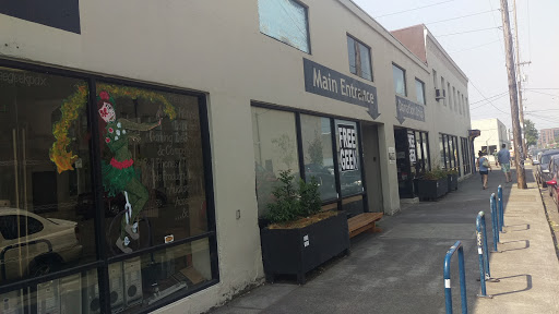 Non-Profit Organization «Free Geek Thrift Store», reviews and photos, 1731 SE 10th Ave, Portland, OR 97214, USA